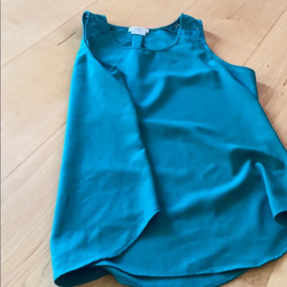VanHeusen, sleeveless top. Teal